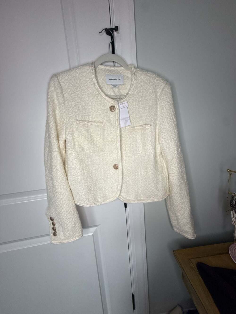 Urban Revivo Tweed Jacket Size US 8 Cream Boucle Gold Button Cropped NWT